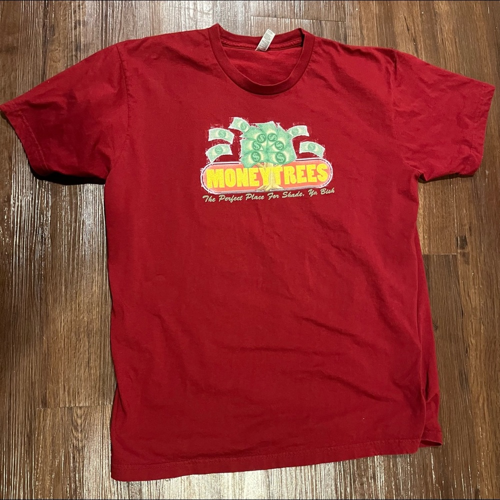 Moneytrees The perfect place for shade ya bish T-shirt